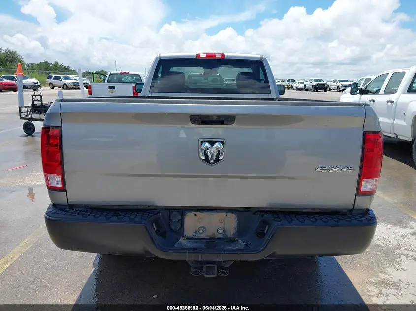 2021 RAM 1500 CLASSIC TRADESMAN  4X4 8' BOX