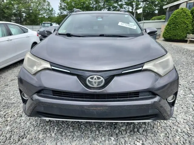 2017 TOYOTA RAV4 XLE  