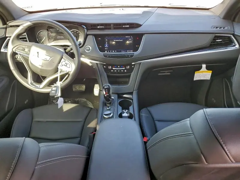 2025 CADILLAC XT6 LUXURY  