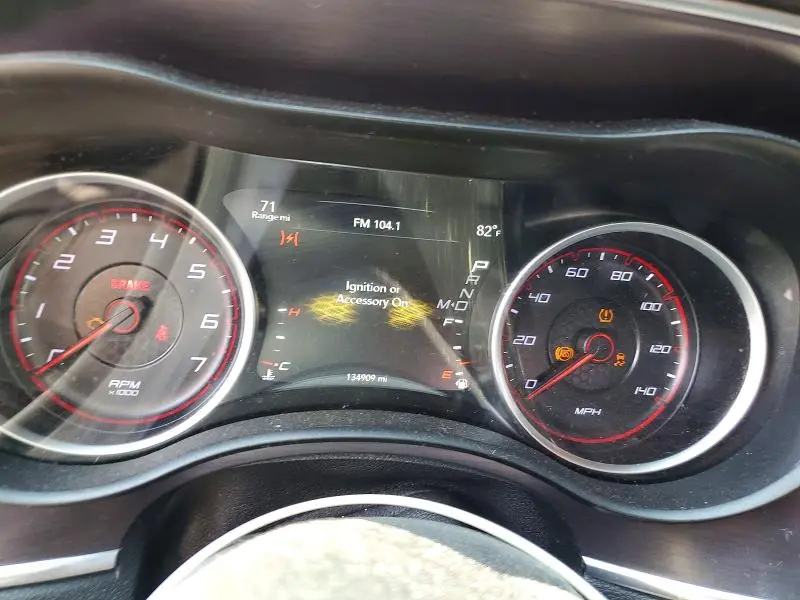 2018 DODGE CHARGER SXT  