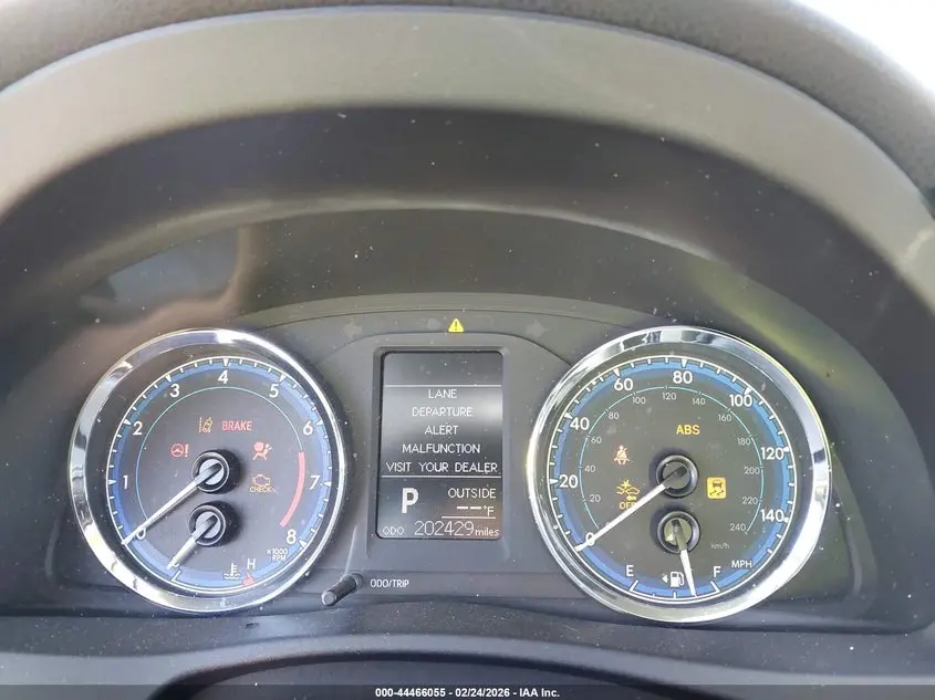 2017 TOYOTA COROLLA LE