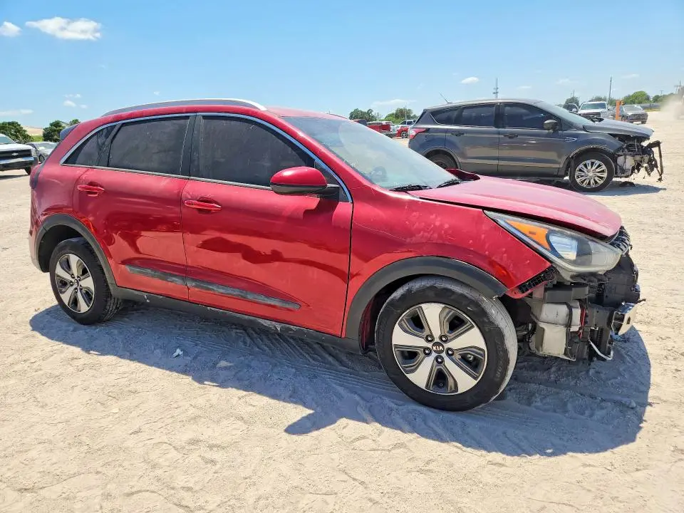 2018 KIA NIRO LX  