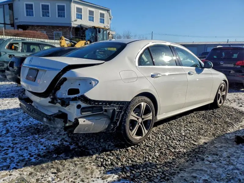 2017 MERCEDES-BENZ E 300  