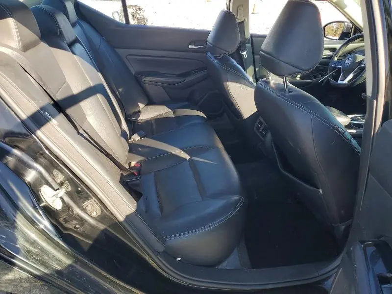 2020 NISSAN ALTIMA SL  