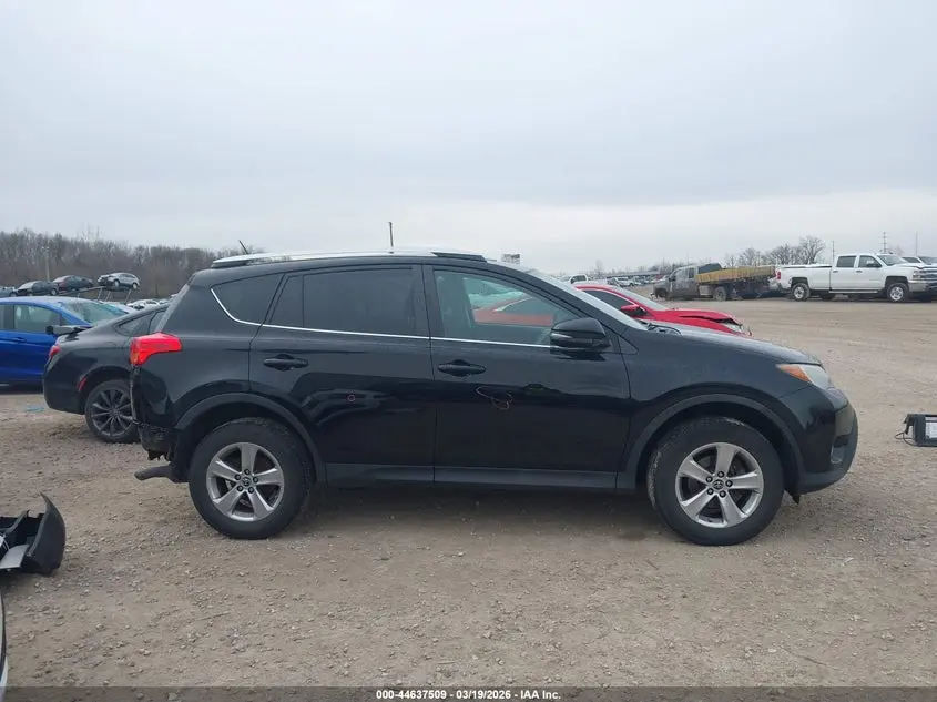 2015 TOYOTA RAV4 XLE