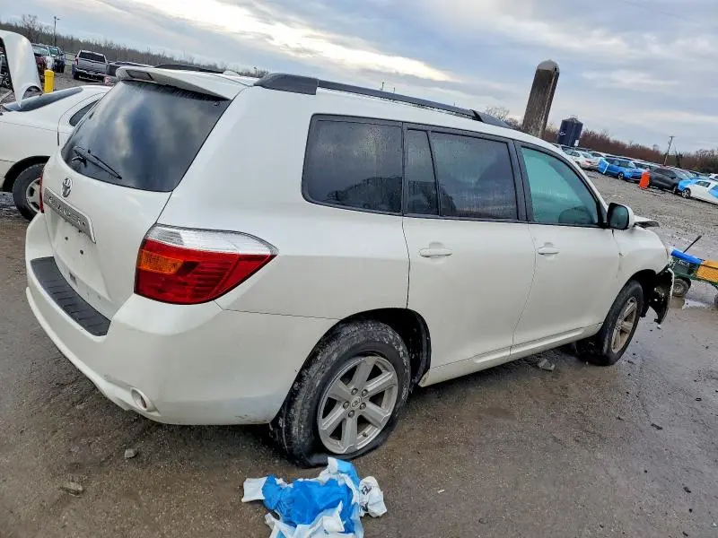 2010 TOYOTA HIGHLANDER SE  