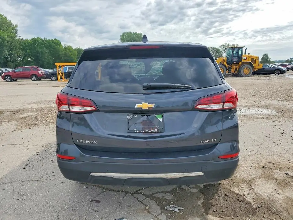 2022 CHEVROLET EQUINOX LT  