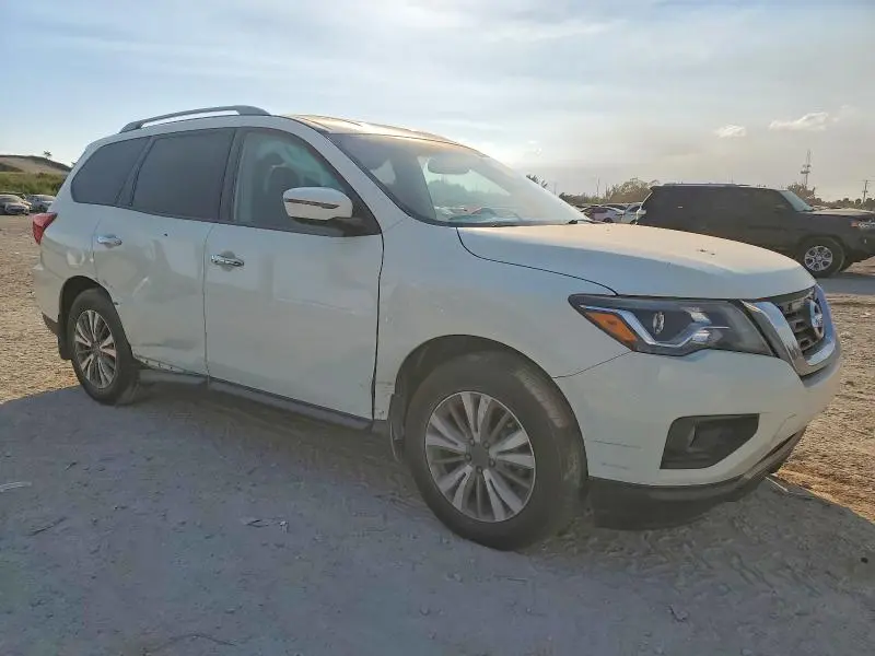 2020 NISSAN PATHFINDER SV  