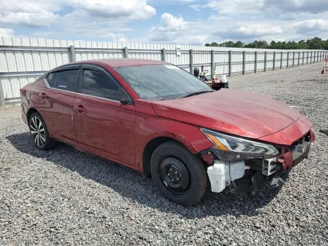 2022 NISSAN ALTIMA SR  