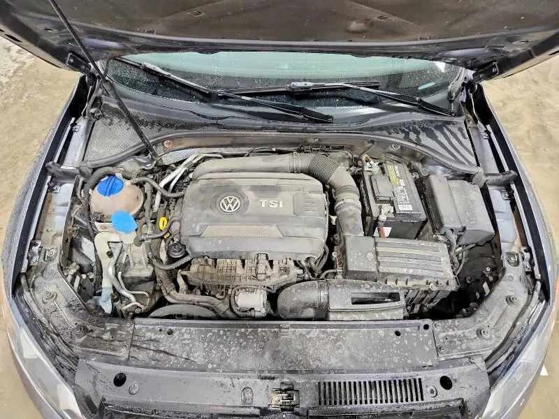 2014 VOLKSWAGEN PASSAT SE  