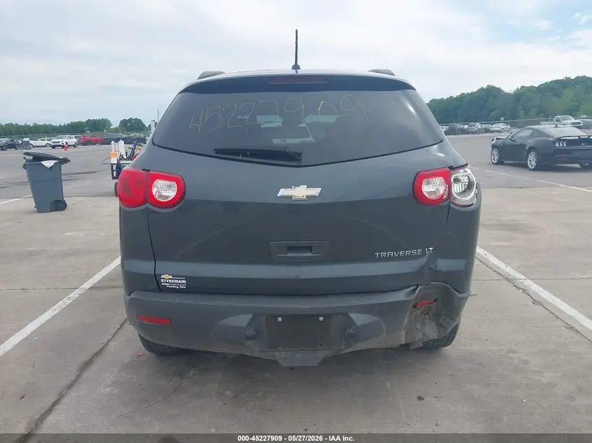 2011 CHEVROLET TRAVERSE 1LT