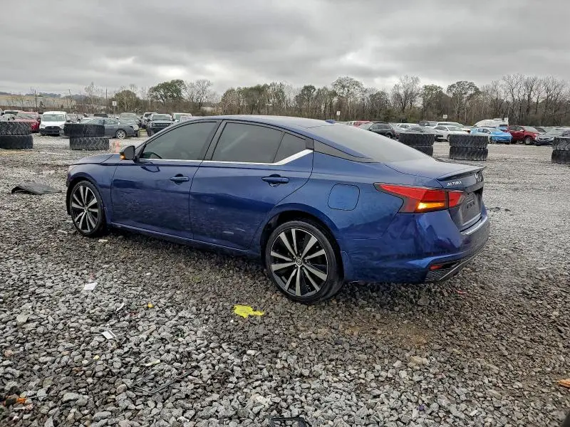 2021 NISSAN ALTIMA SR  