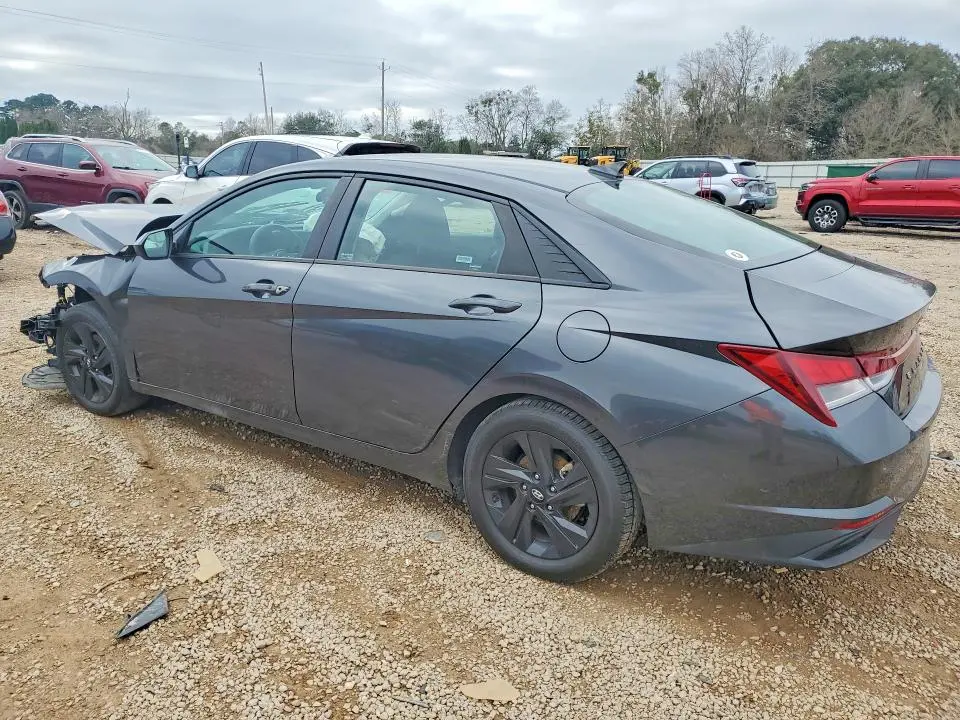 2021 HYUNDAI ELANTRA SEL  