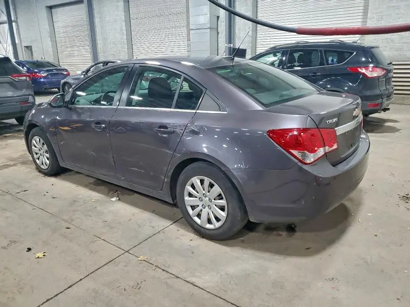 2011 CHEVROLET CRUZE LT  
