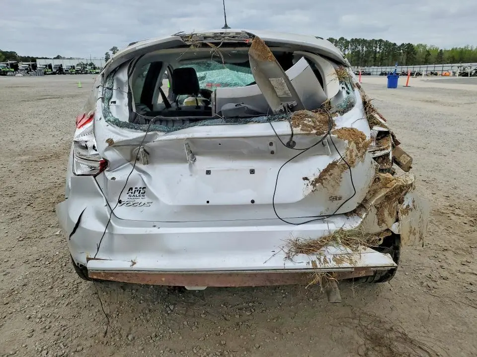 2012 FORD FOCUS SE  