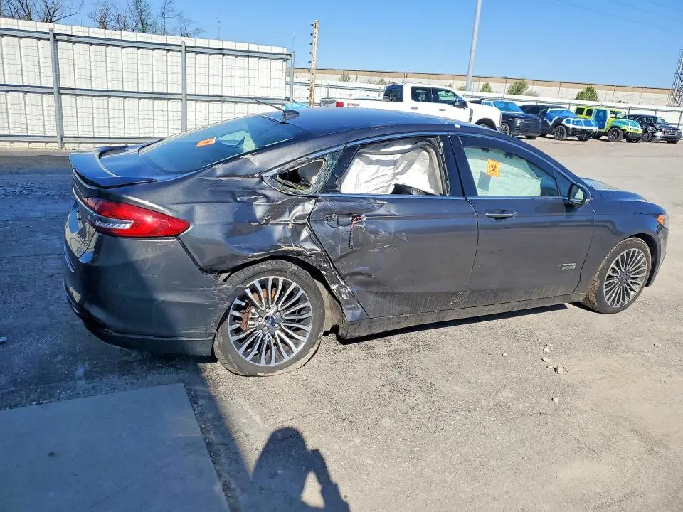 2017 FORD FUSION TITANIUM PHEV  