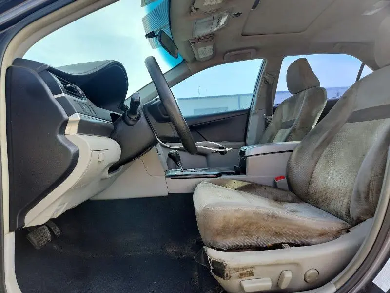 2014 TOYOTA CAMRY LE  