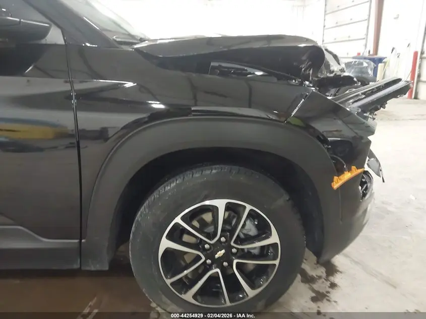 2025 CHEVROLET TRAILBLAZER AWD LT