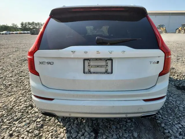 2017 VOLVO XC90 T6  