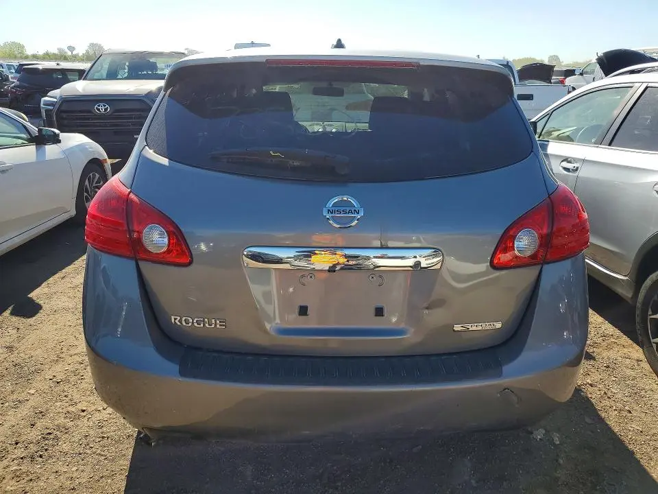 2013 NISSAN ROGUE S  