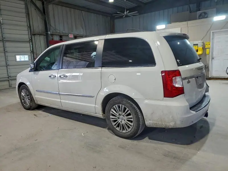 2013 CHRYSLER TOWN & COUNTRY TOURING L  