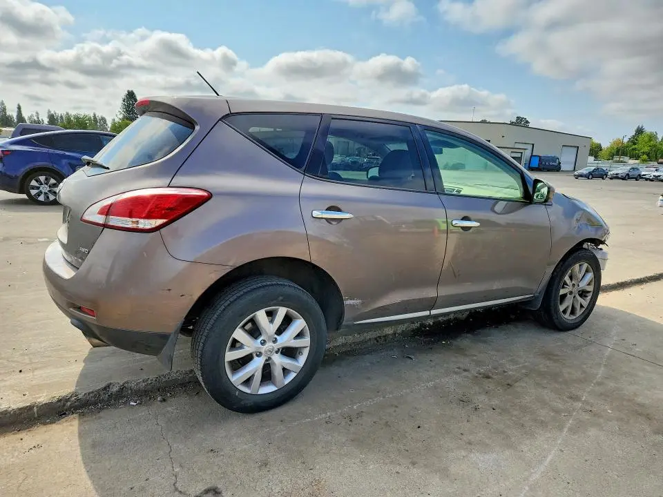 2013 NISSAN MURANO S  