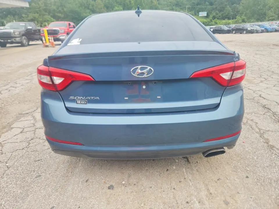 2017 HYUNDAI SONATA SE  