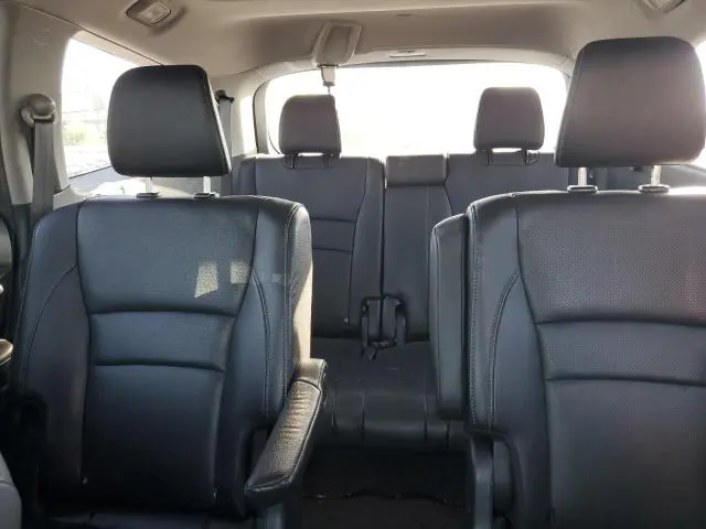 2016 HONDA PILOT ELITE  