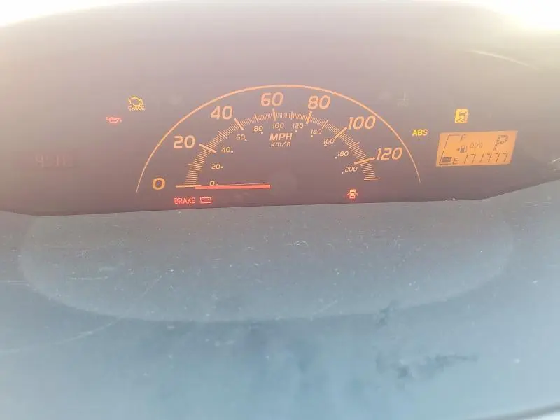 2011 TOYOTA YARIS BASE  