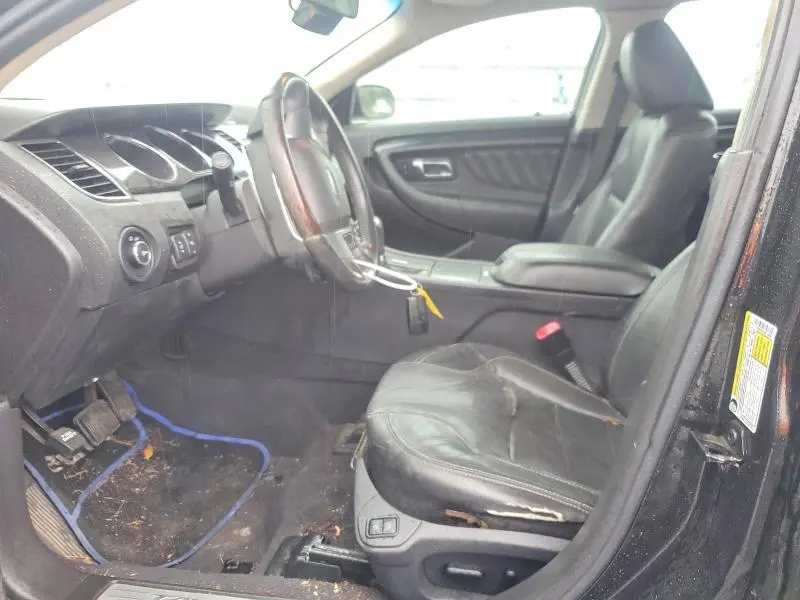 2010 FORD TAURUS LIMITED  