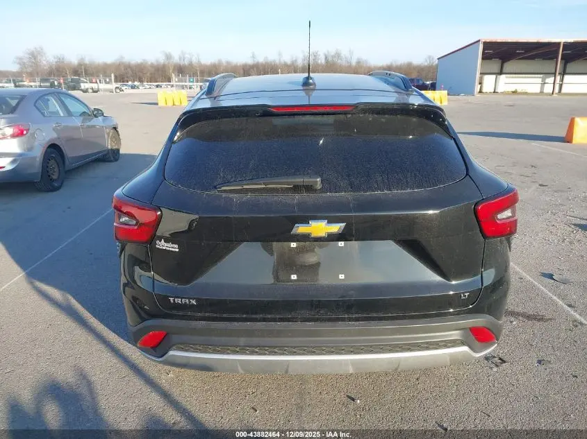 2025 CHEVROLET TRAX FWD LT