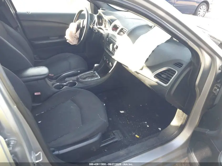 2014 DODGE AVENGER SE