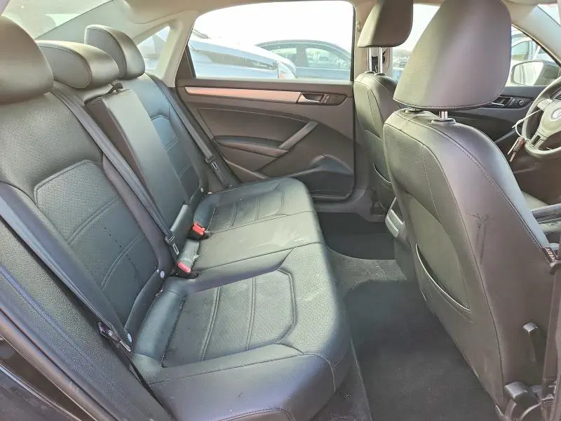 2013 VOLKSWAGEN PASSAT S  