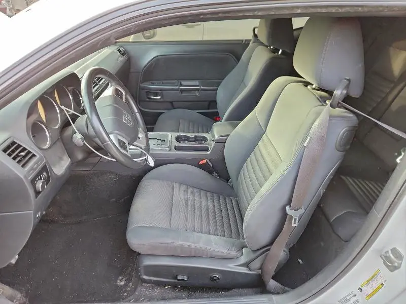 2013 DODGE CHALLENGER SXT  