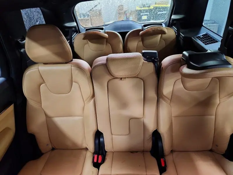 2018 VOLVO XC90 T6  