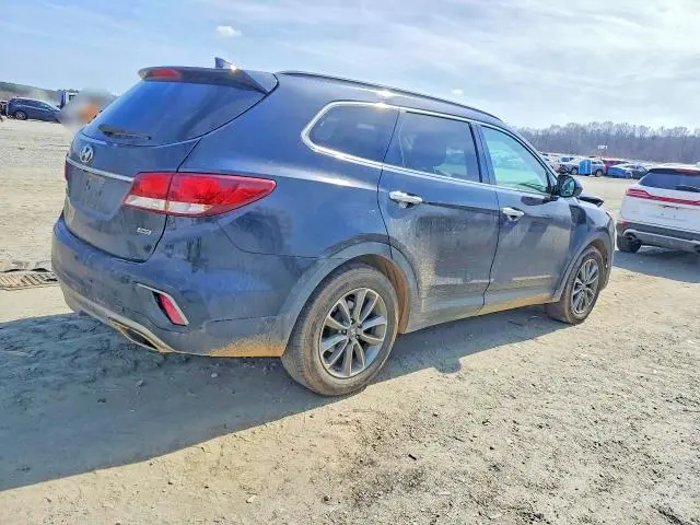 2018 HYUNDAI SANTA FE SE  