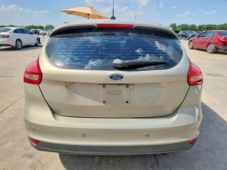 2016 FORD FOCUS TITANIUM  