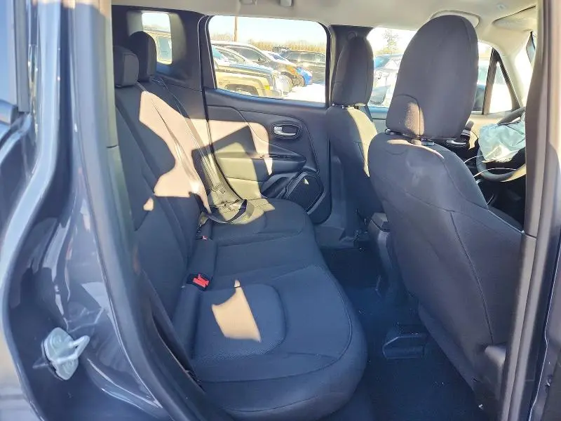 2023 JEEP RENEGADE LATITUDE  