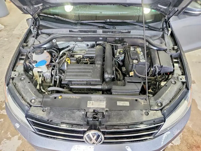 2018 VOLKSWAGEN JETTA SE  