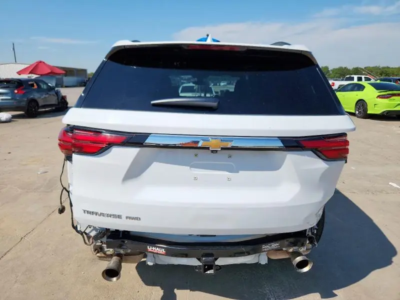 2022 CHEVROLET TRAVERSE LT  