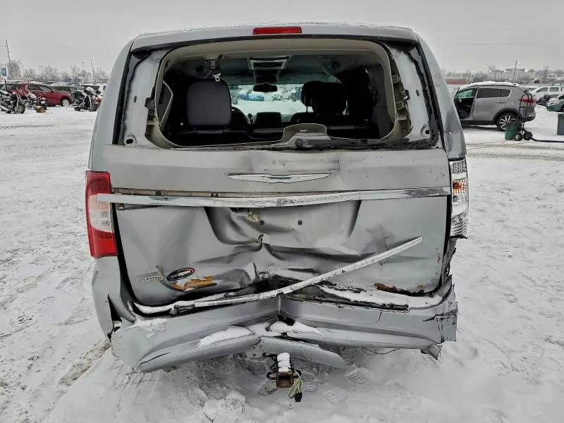 2013 CHRYSLER TOWN & COUNTRY TOURING  