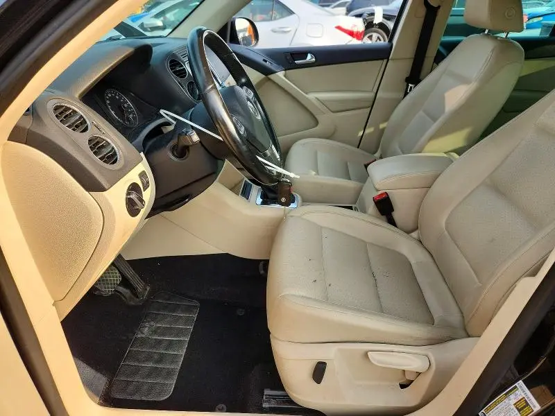 2012 VOLKSWAGEN TIGUAN S  