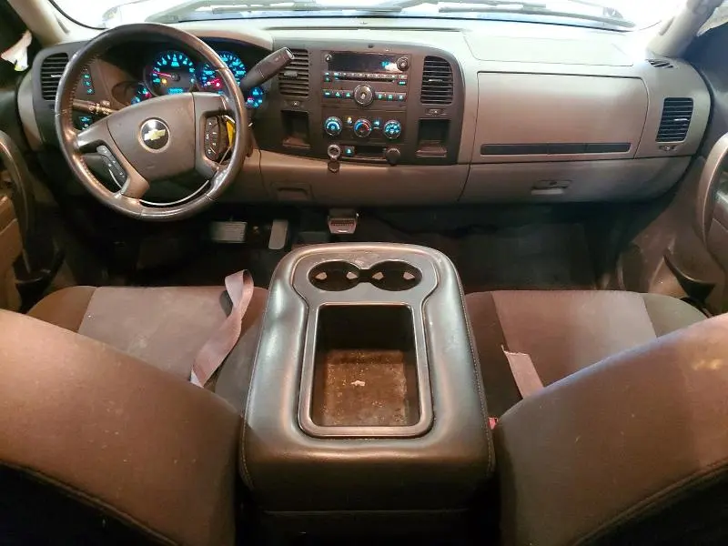 2011 CHEVROLET SILVERADO K1500 LS  