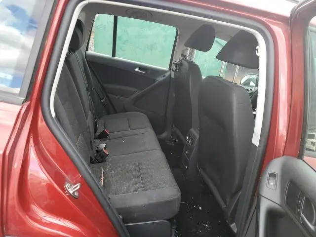 2015 VOLKSWAGEN TIGUAN S  