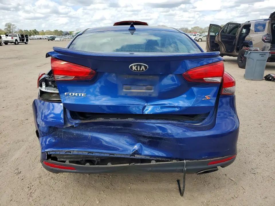 2018 KIA FORTE S  