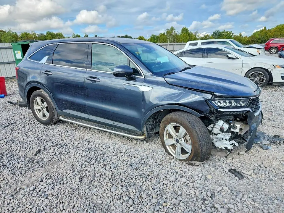 2022 KIA SORENTO LX  