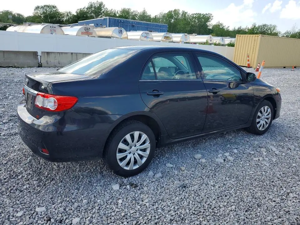 2013 TOYOTA COROLLA LE  