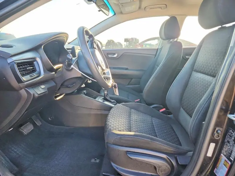 2019 KIA RIO LX  