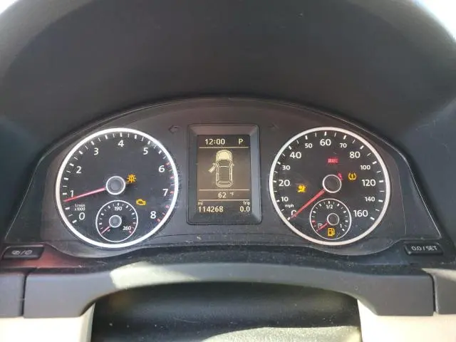 2013 VOLKSWAGEN TIGUAN S  