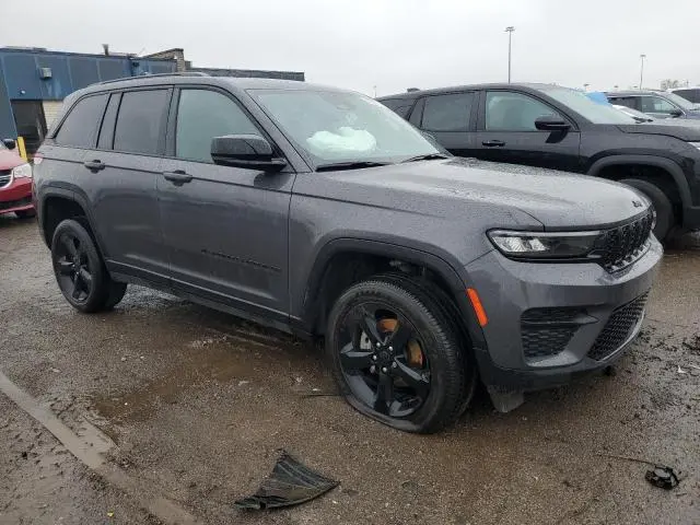 2024 JEEP GRAND CHEROKEE LAREDO  
